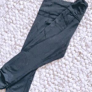 Lululemon ruffle cropped leggings